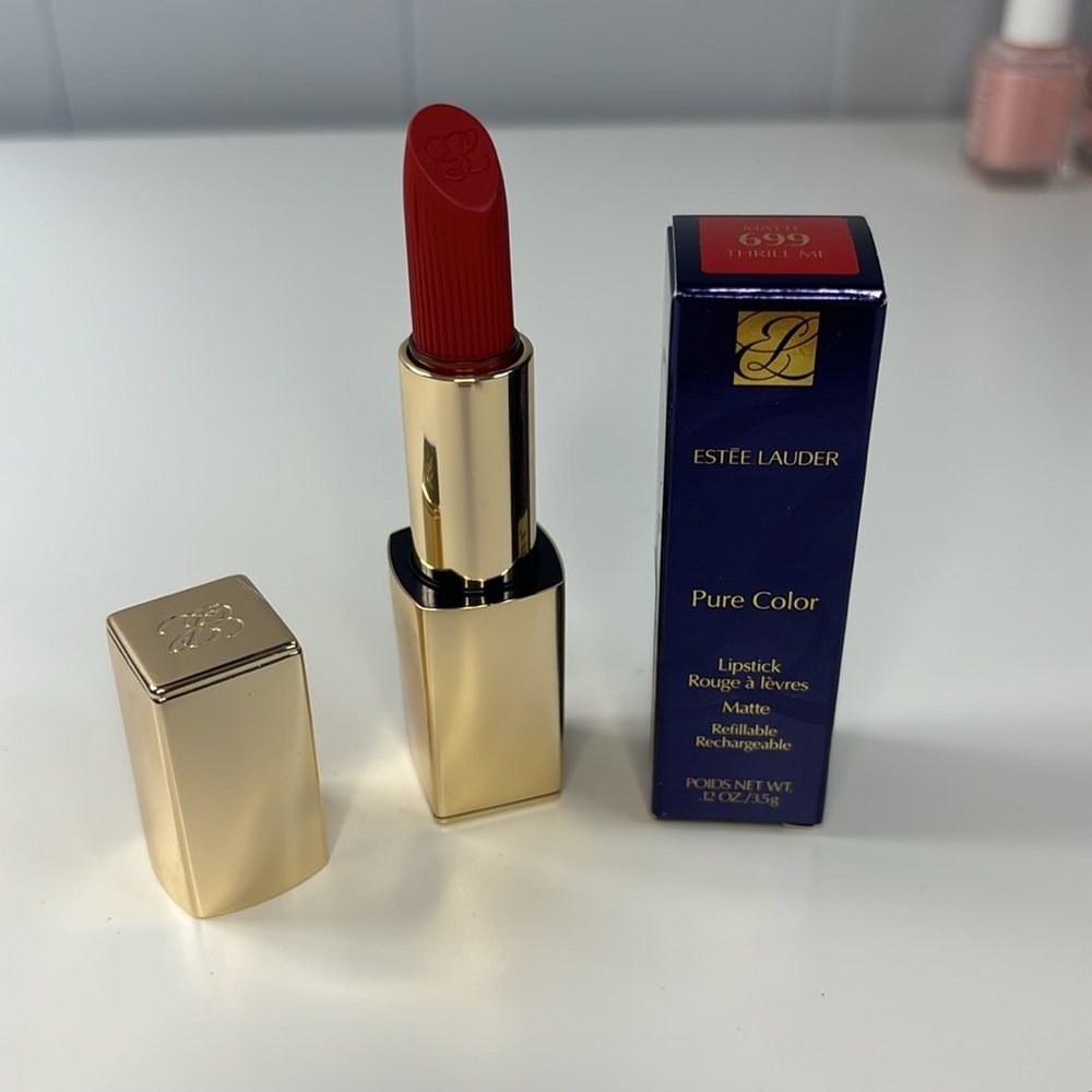 Estée Lauder Pure Color Lipstick - Picture 3 of 3